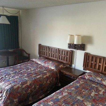 Gibson Inn El Monte Habitación foto